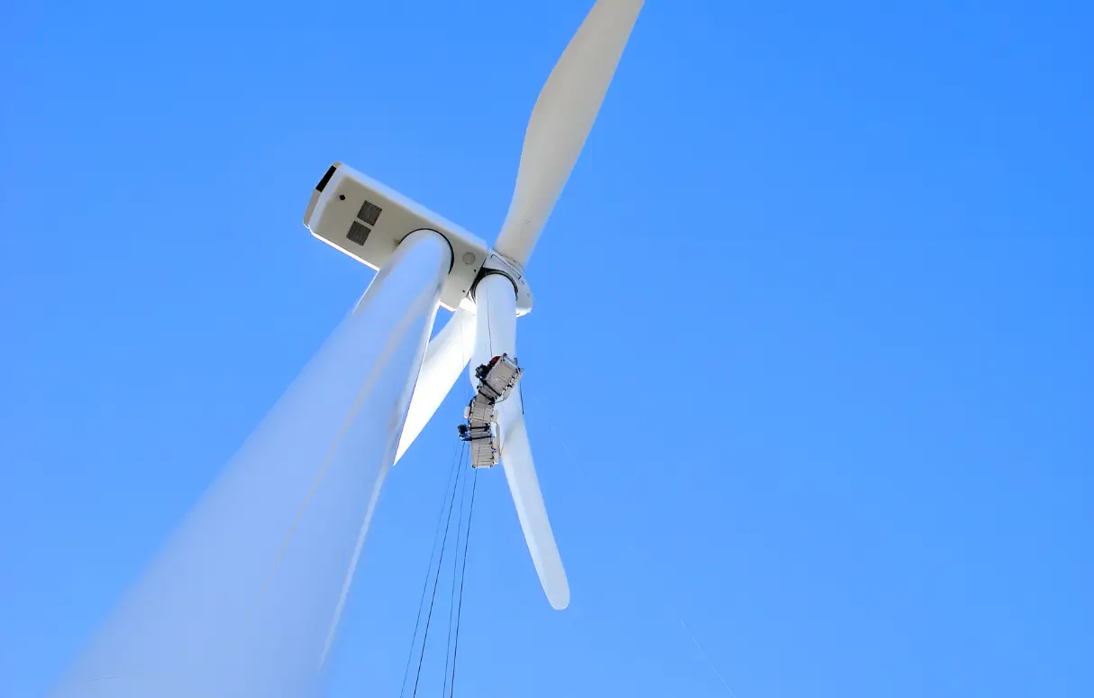 Suspended Access Solutions for Wind Industry from Sky Climber Renewables