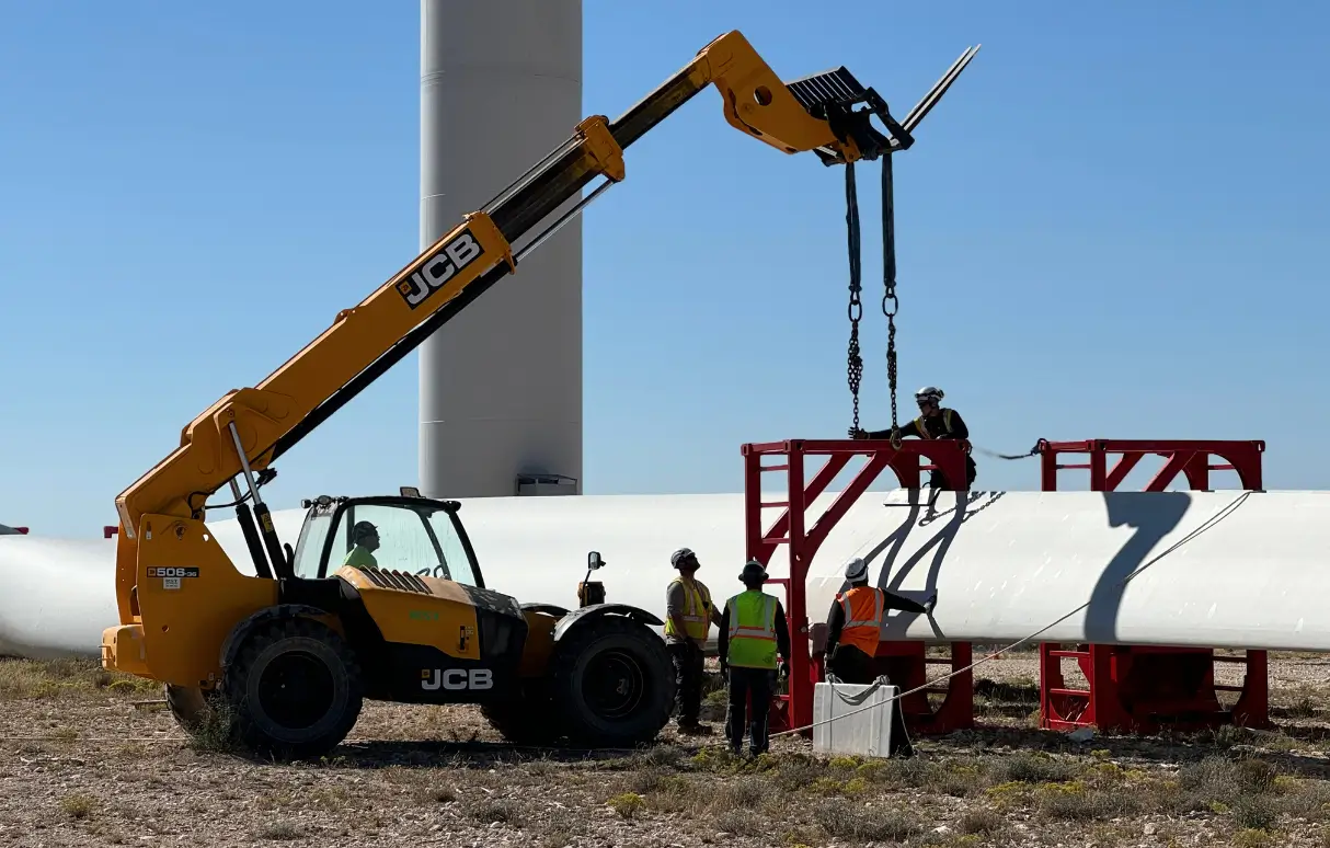 Logistics and Site Support from Sky Climber Remewables